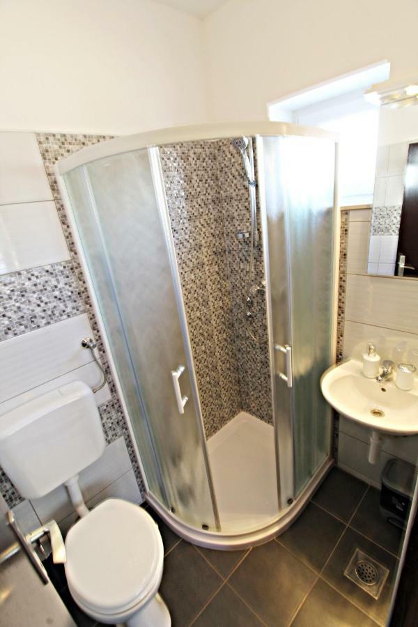 Guesthouse Sovlje Tribalj Esterno foto